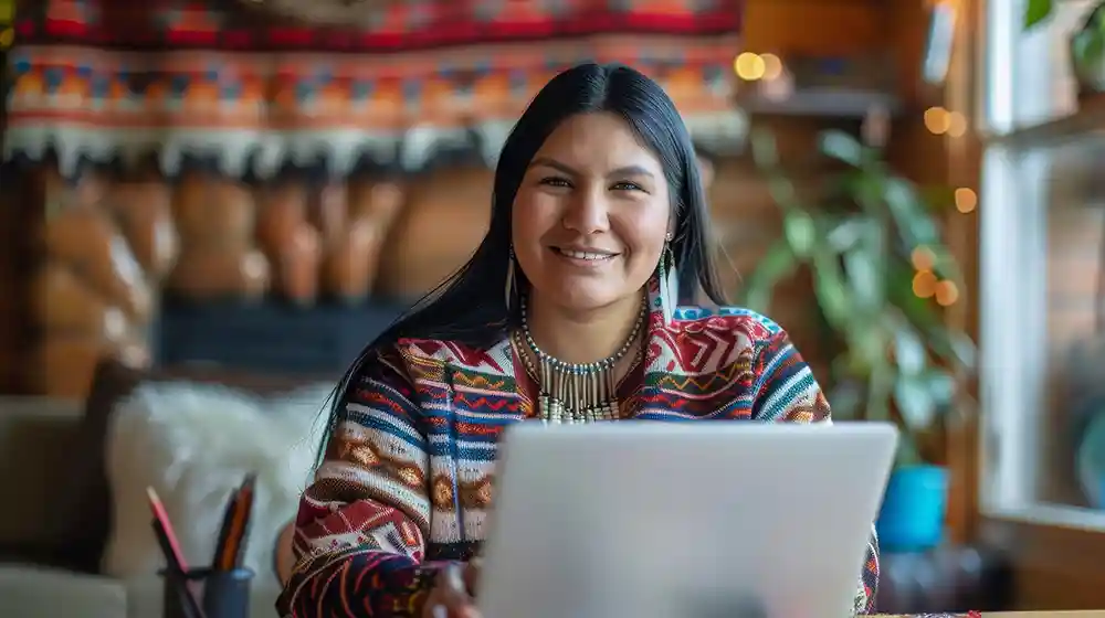 Young Indigenous Women Learning with a Computer